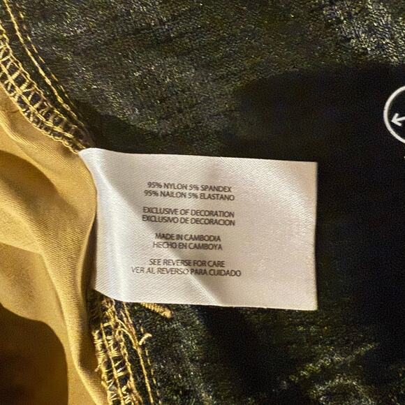 2 pairs of Orvis Men's Tech Pants 34 x 30 Olive Tan 5 -6 Pockets Water repellant - Picture 9 of 10